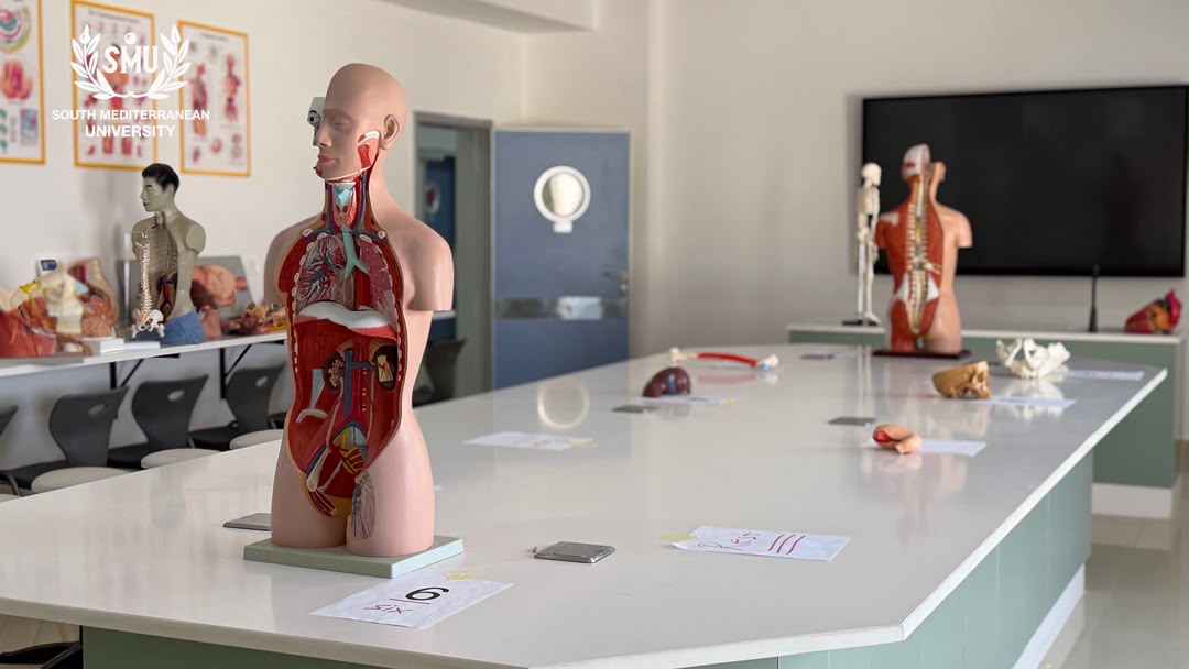 Laboratories image 21