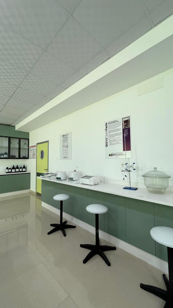 Laboratories image 15